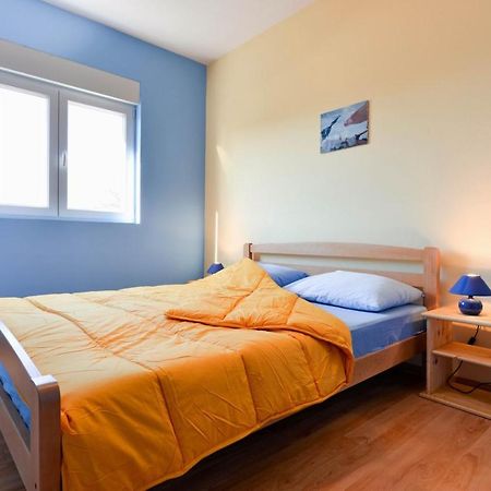 Paklina Apartments Starigrad Exterior photo